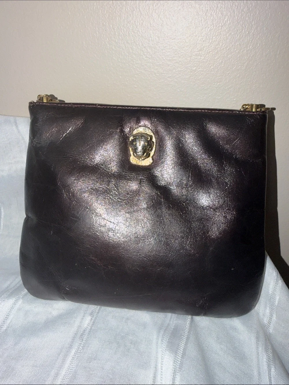 Classic Brown Leather Shoulder Bag with Gold Chain Strap